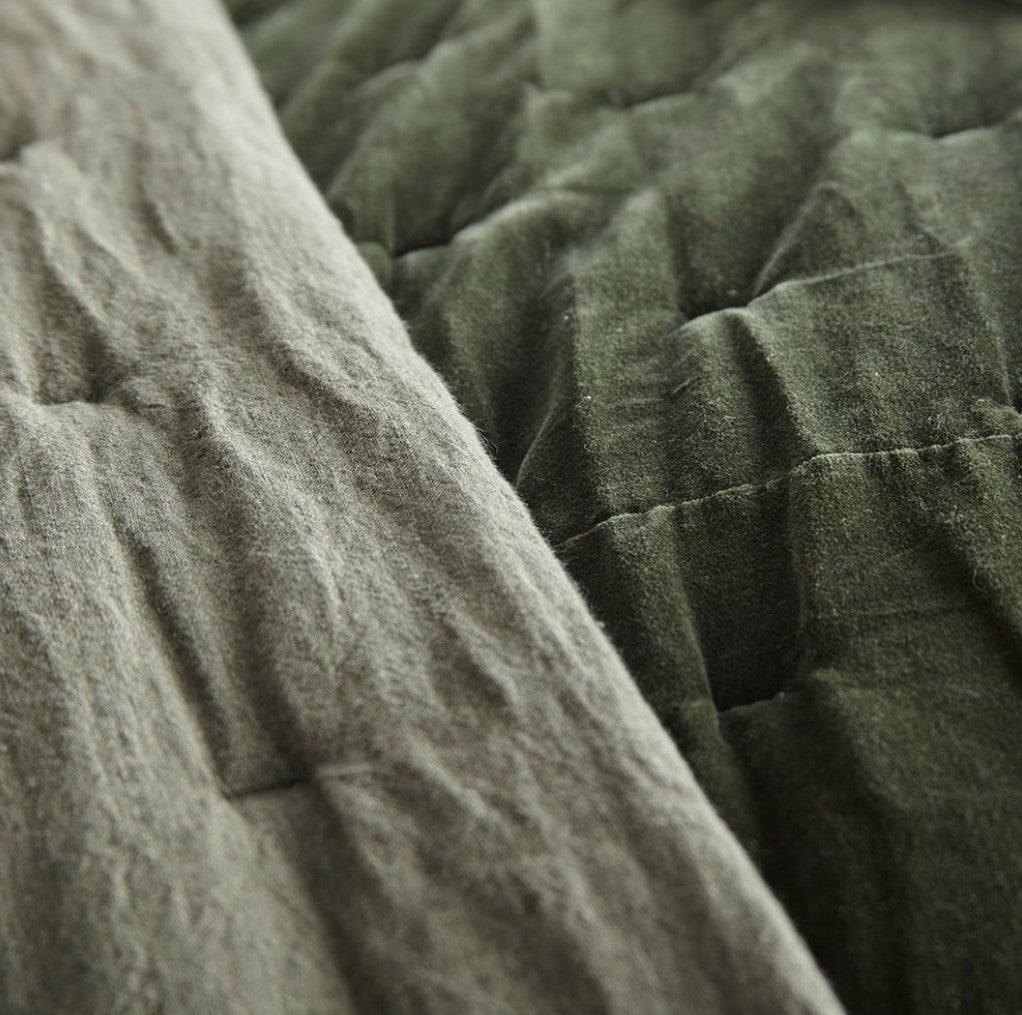 Mesa Linen & Velvet Quilt