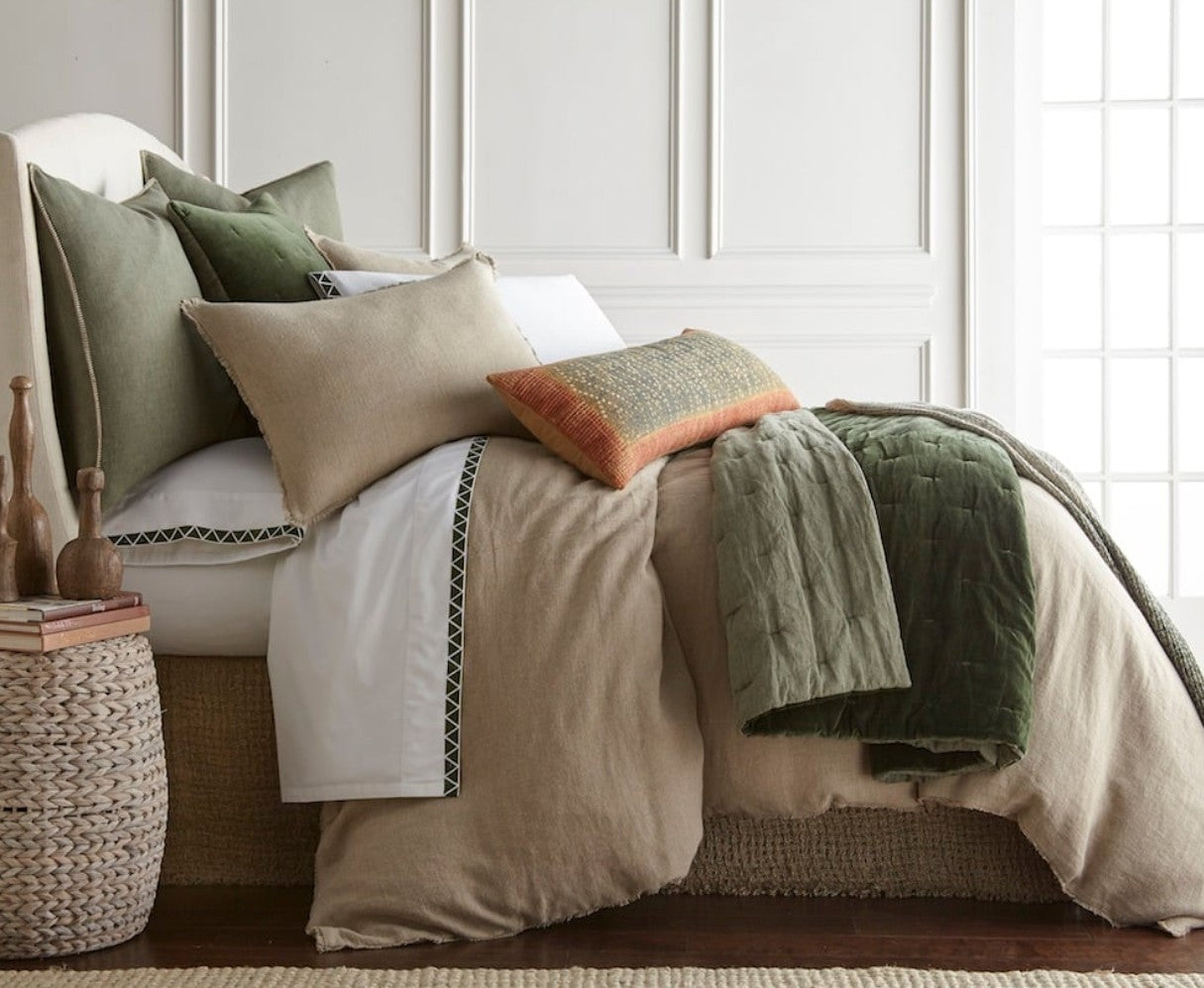 Mesa Linen & Velvet Quilt