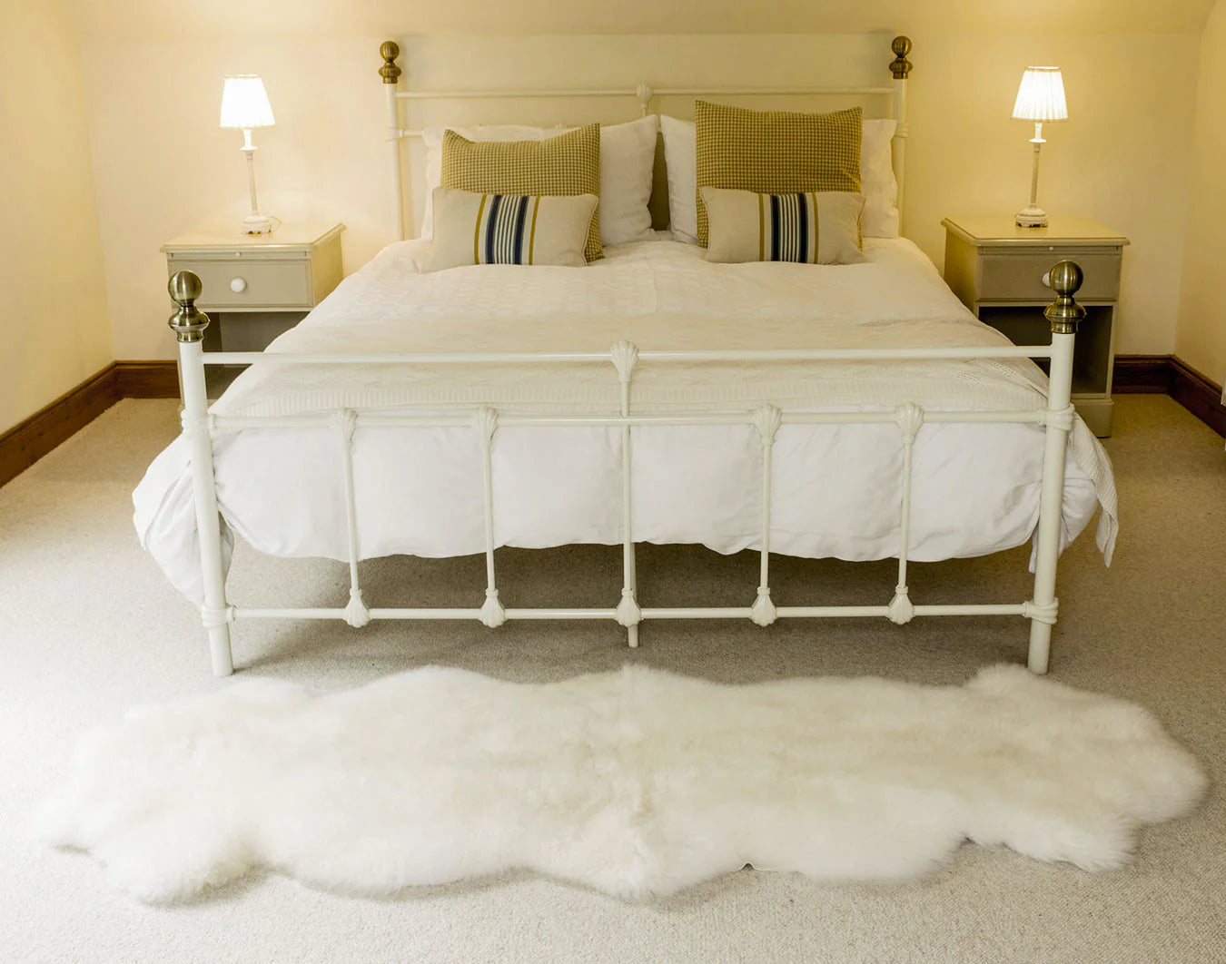 Double Lambskin Rug-White