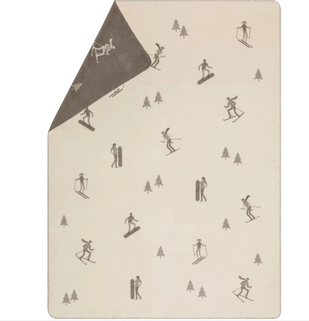 Savona Ski-Mania Throw Blanket