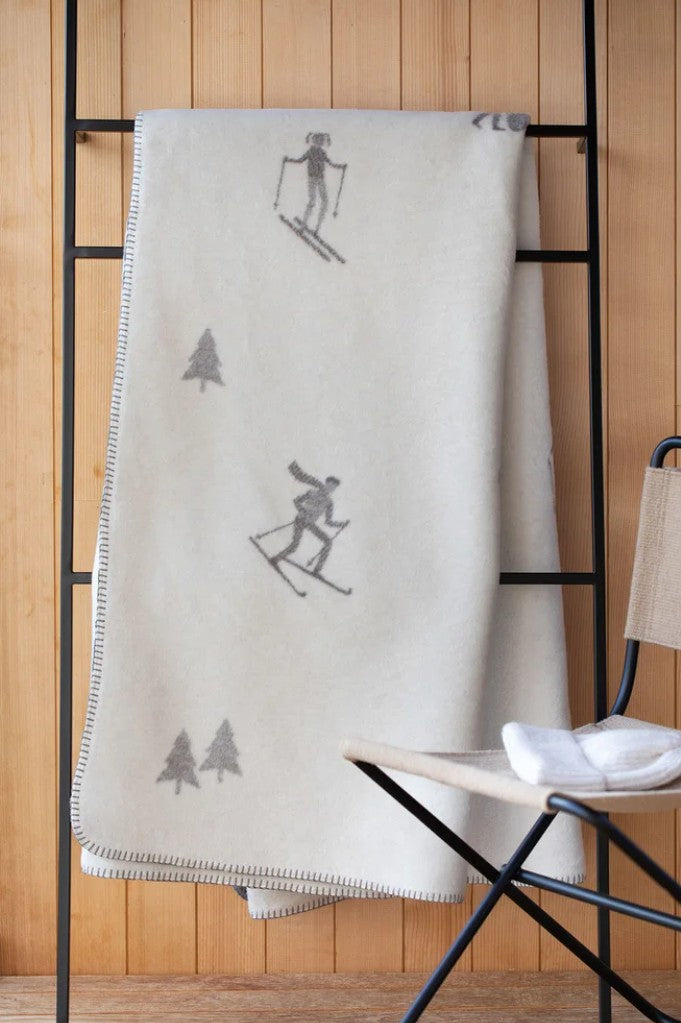 Savona Ski-Mania Throw Blanket