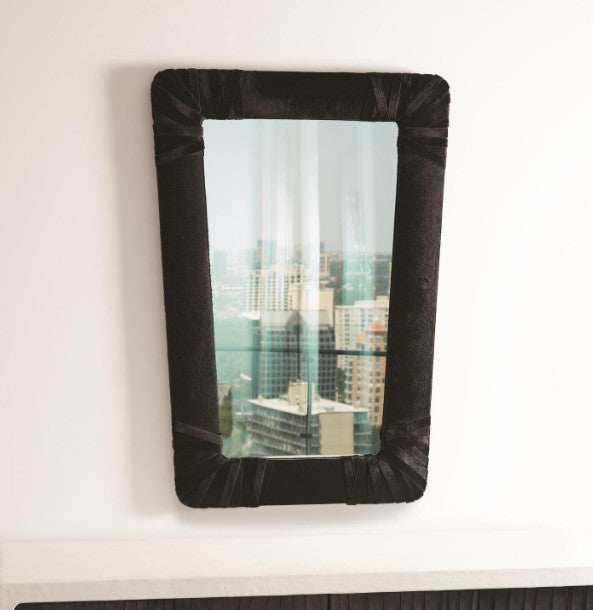 Gabriel Black Hair on Hide Mirror