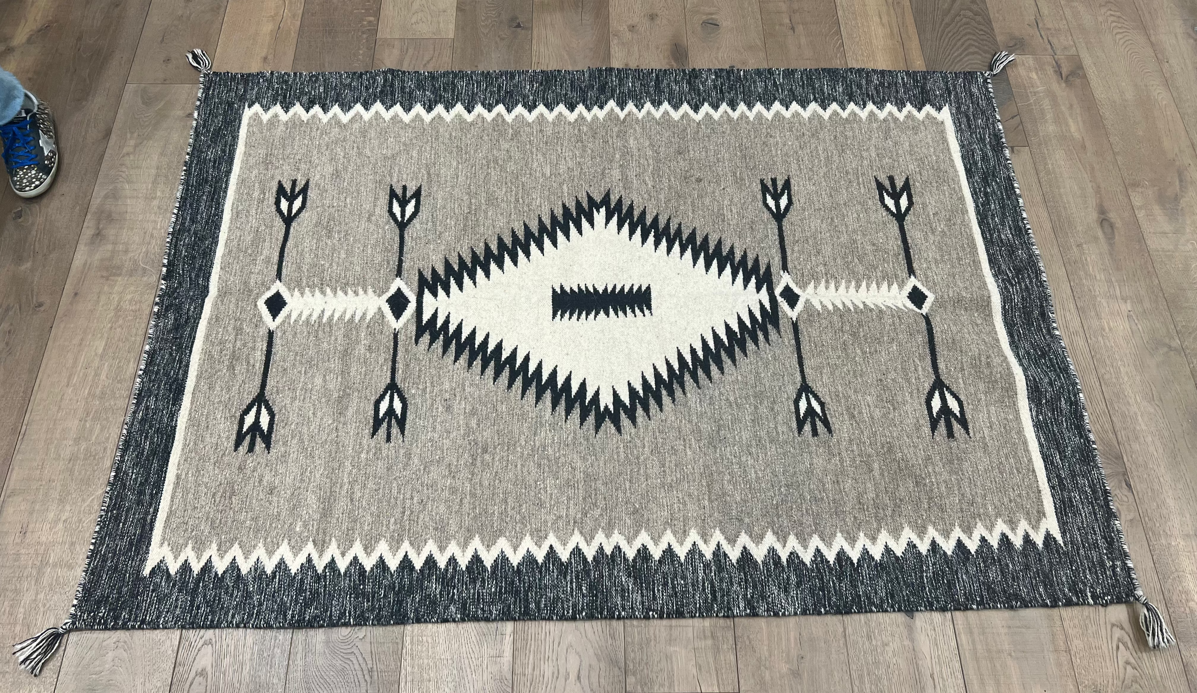 Geometric Arrow Tribal Berber Wool Rug