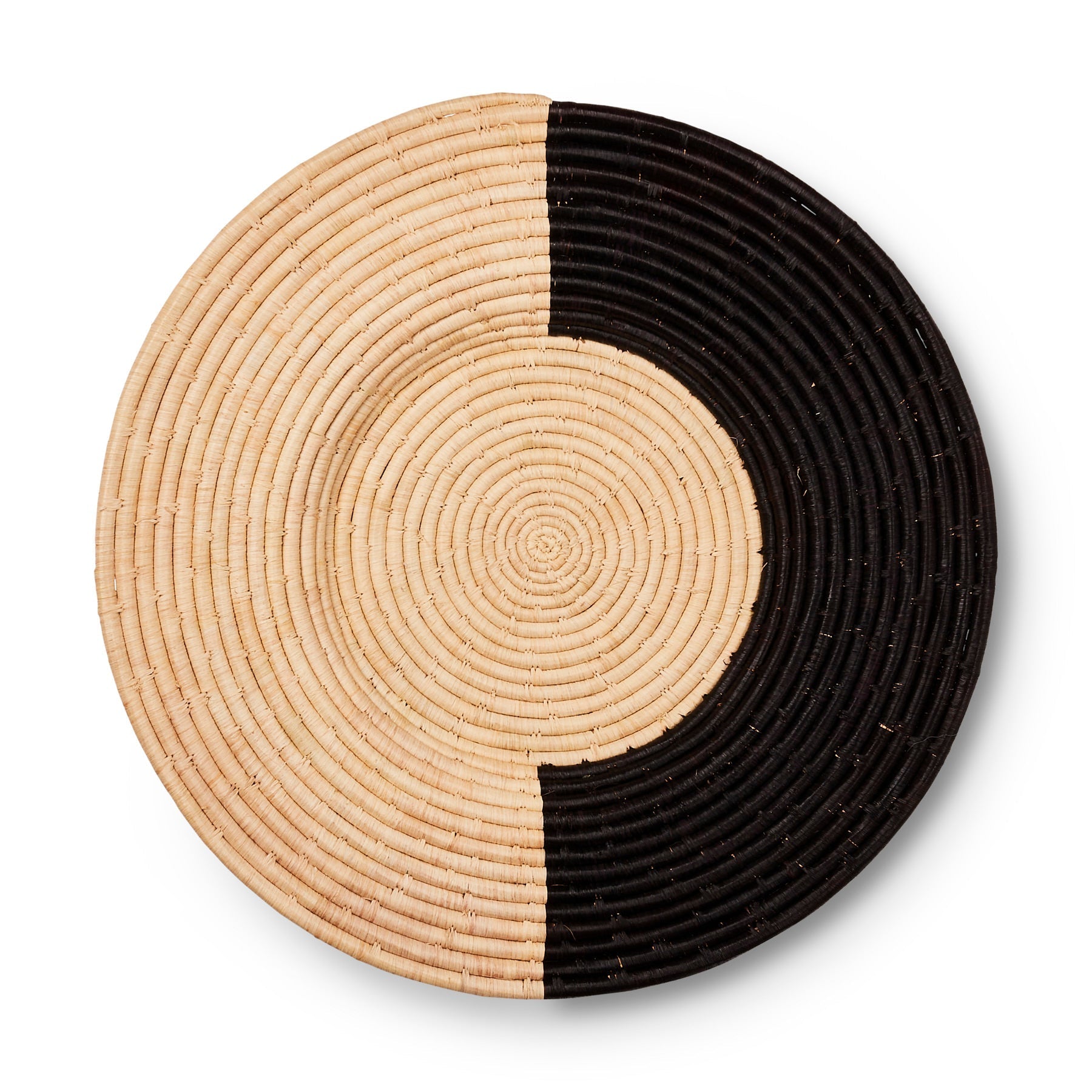 22" Rimmed Plate - Captivating Contrast