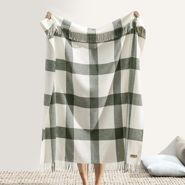 Hunter Wellington Plaid Throw